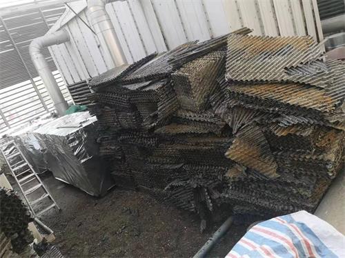 <a href=http://www.jinboya.com.cn/lqt/21.html target=_blank class=infotextkey>冷卻塔填料</a>多長(zhǎng)時(shí)間更換